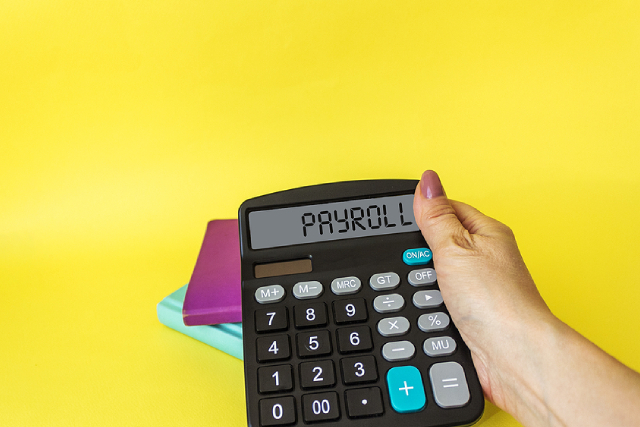 Common Mistakes to Avoid When Outsourcing Payroll Processing